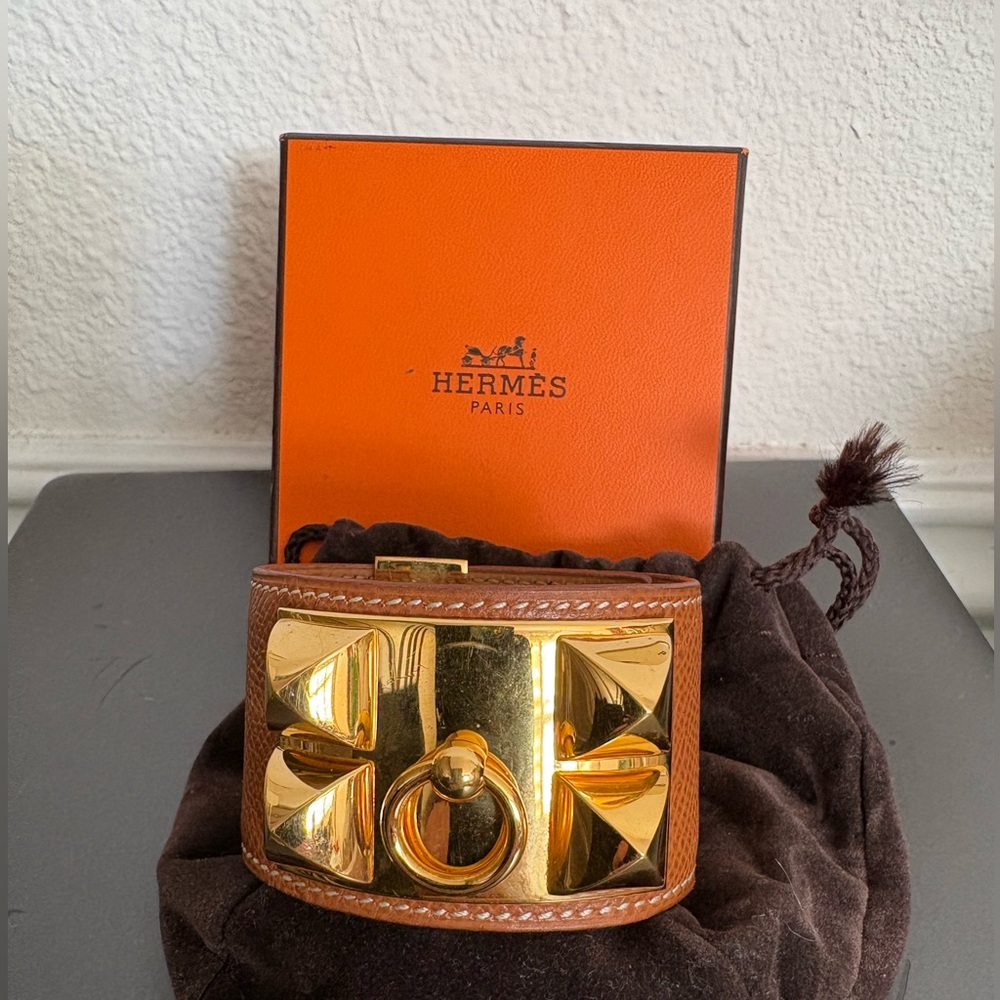 Authentic Hermès CDC collier de chien Gold Bracelet
